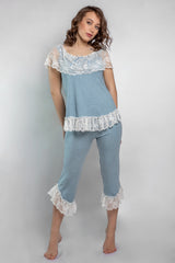 Plain modal cotton pajamas with elegant lace details