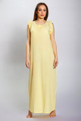 قميص قطن لينو نقي بألوان ربيعية ونقشات منقطة