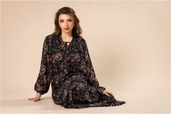 جلابية بيزلي رويال – نقش شرقي فاخر بلون داكن #1215