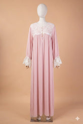 قميص نفاس قصة واسعة بتصميم دانتيل فرنسي على الصدر #1140