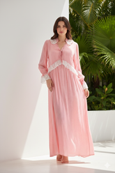 قميص نوم طويل بلون وردي فاتح وبتفاصيل دانتيل ناعمة #1134