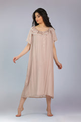 قميص نوم ميدي بدانتيل وكشكش فاخر #2115