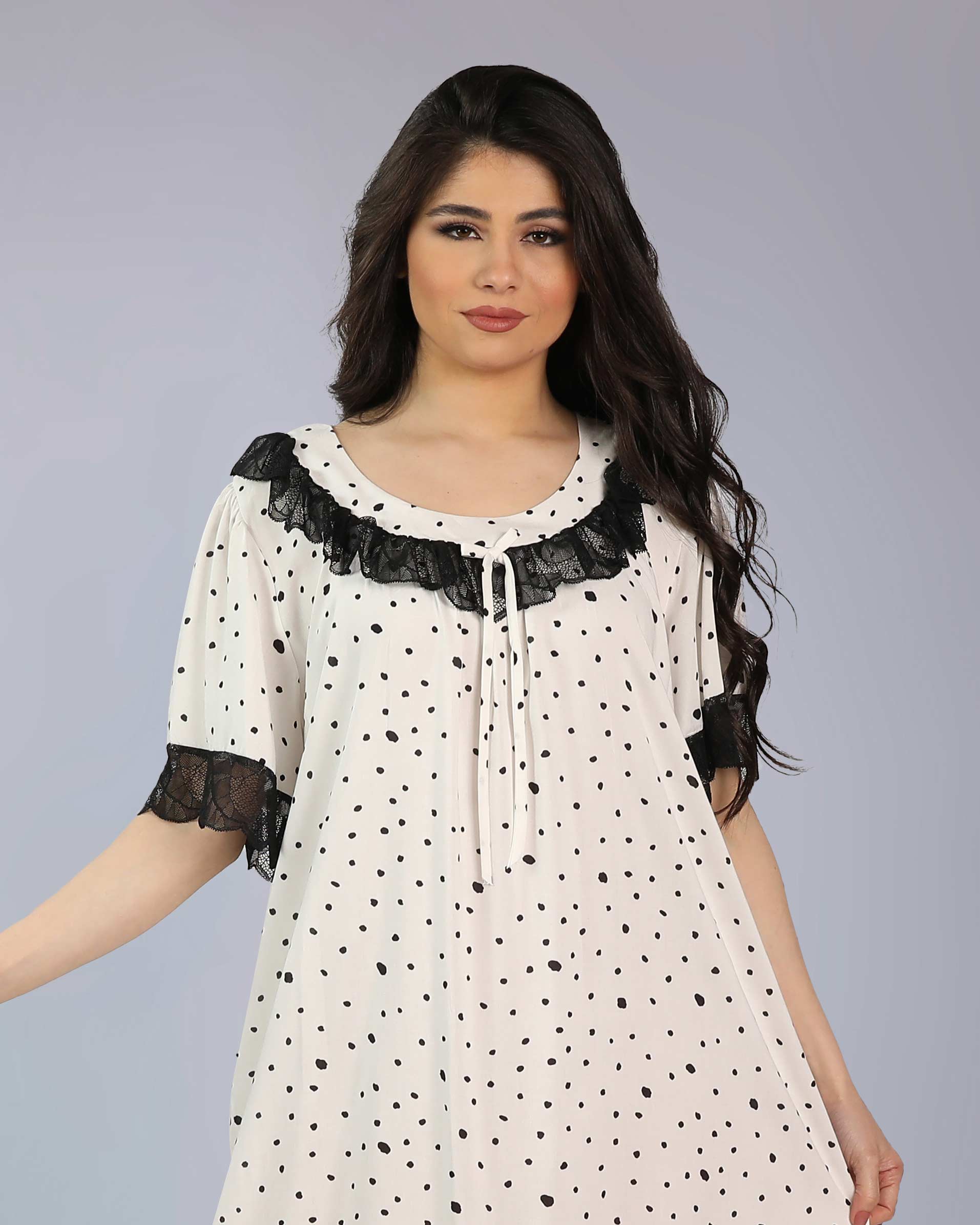قميص نوم ميدي بنقاط ودانتيل #1302